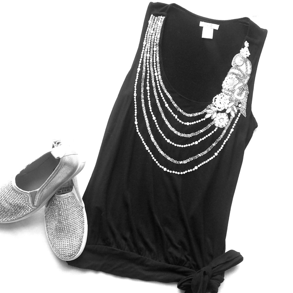 Cache Sleeves less with beaded detail